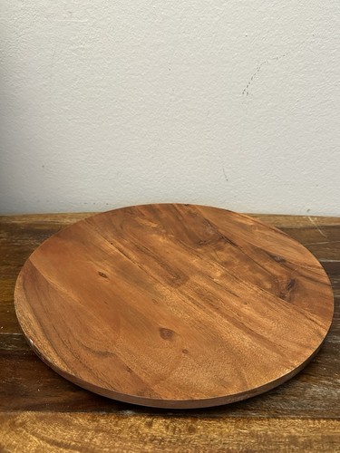 Hearth hand with magnolia - &,