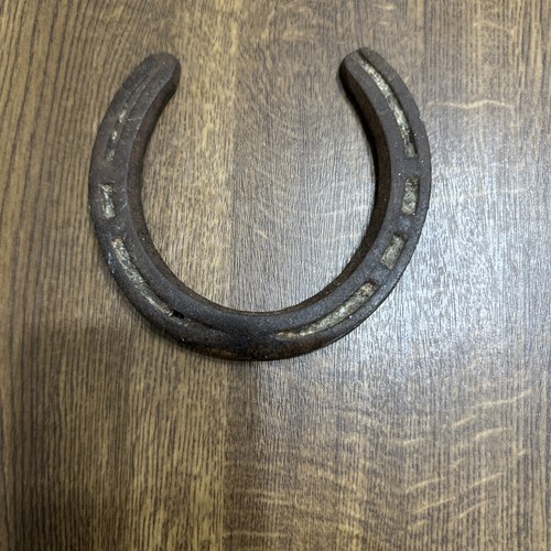 Used horseshoe lucky - , crafts