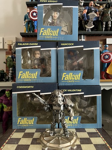 Fallout lootcrate figures - fallout,
