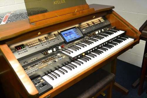 Roland atelier at800 organ - atelier,