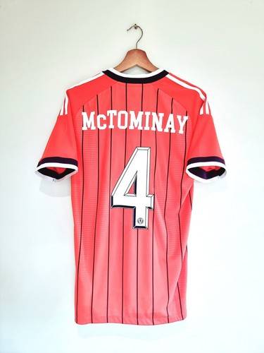 Bnwt 27 scotland - *bnwt*, 26/27