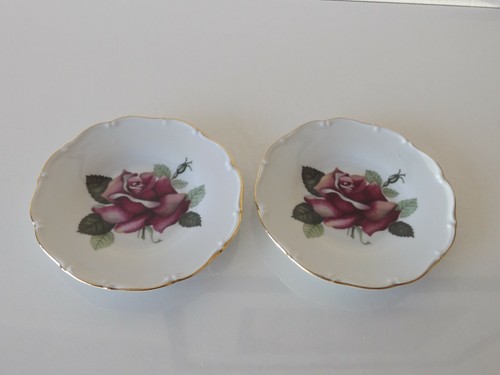 Pair rose decorated czech - rose,