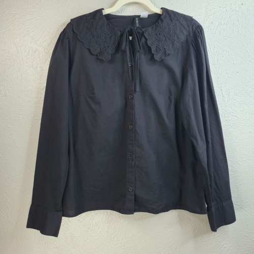 Peter pan collar button - button, up