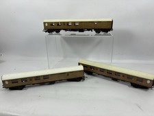 RAKE OF 3 X HORNBY OO GAUGE