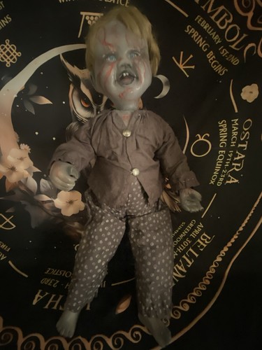 Gothic child horror doll - horror, hand