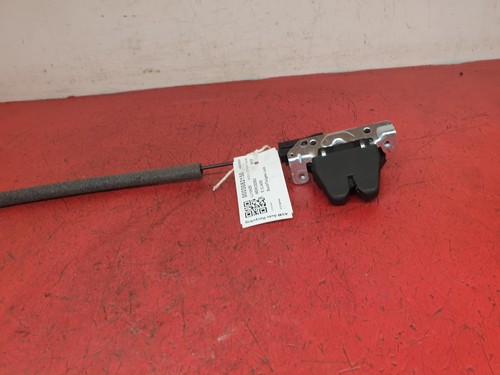 Mercedes class boot lock - mercedes, e-class