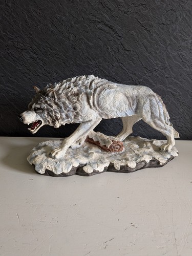 Large wolf sculpture - large, by