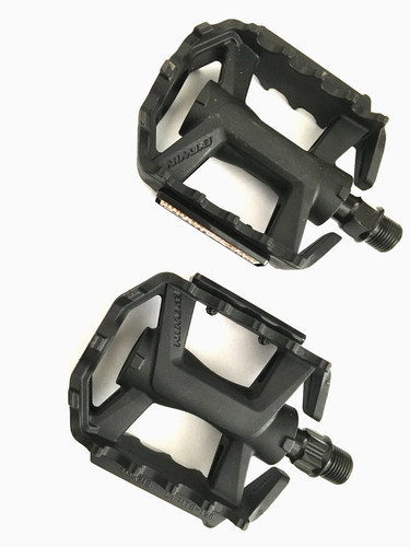 Btwin plastic bike pedals