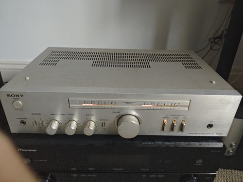 Sony 242 integrated stereo - sony,