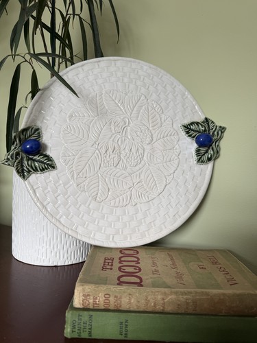 Bordallo pinheiro handled cake - handled,