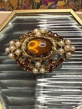 Vintage Sphinx Brooch Amber Glass Cabochon Faux Pearls Gold Tone #9208