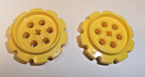 Lego pieces yellow technic - 2,