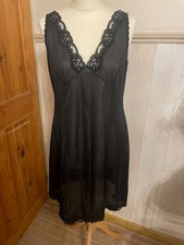 4 x Vintage black slinky