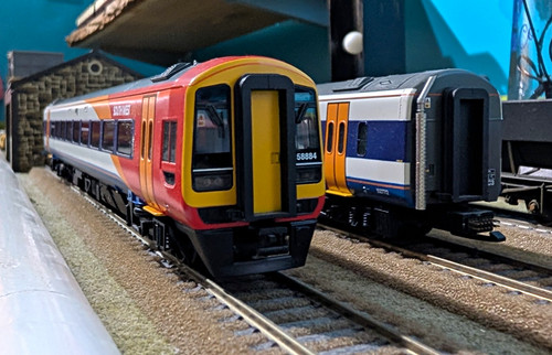 495 bachmann class 158 - 31-495,