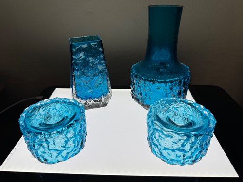 Whitefriars kingfisher glass - whitefriars,