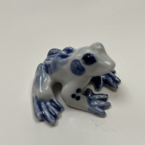 Vintage blue white leaf - blue,