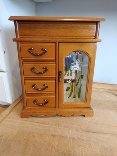 Vintage wooden jewellery box - vintage,