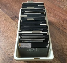 Commodore 64 - 100 disks.