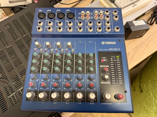 Yamaha mg10 mixer with power - mg10/2,