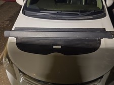 toyota avensis parcel  shelf 