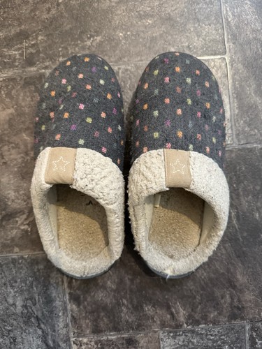 Ladies size pavers - size, slippers
