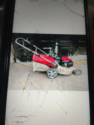 Self propelled lawnmower - self,