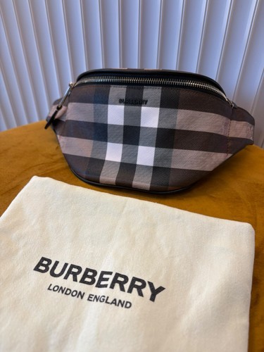 Burberry check bum bag - burberry,