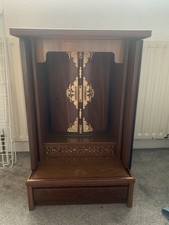 Butsudan Suitable for Nichiren Gohonzon. Sliding Doors. Decorative Interior