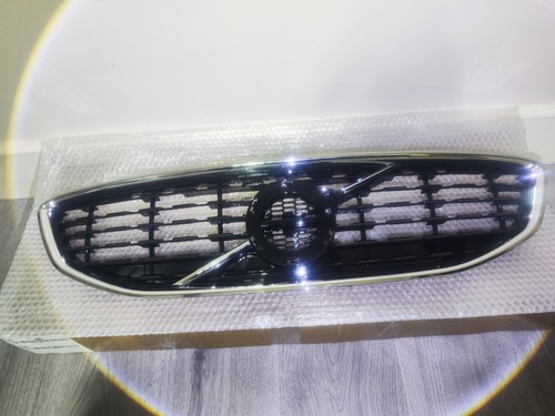 Volvo v40 design - 2016,
