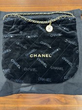 Chanel medium black velvet - 22,