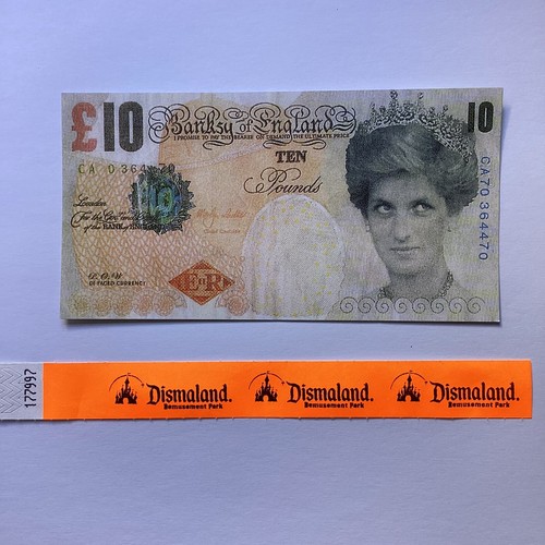 Banksy banknote princess - banksy,