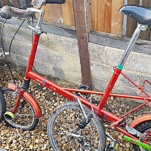 Moulton standard folding bike - standard,
