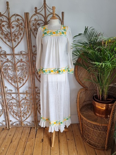 Vintage two piece embroidered