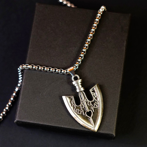 Jojo stand arrow necklace - jojo,