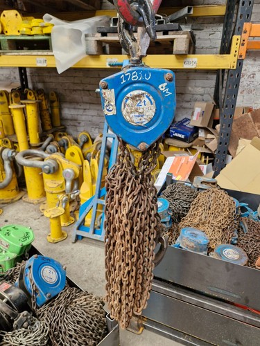 Chain block and - block,