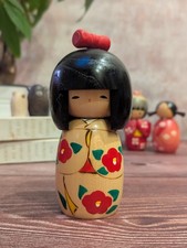 Usaburo Kokeshi Doll Ribon