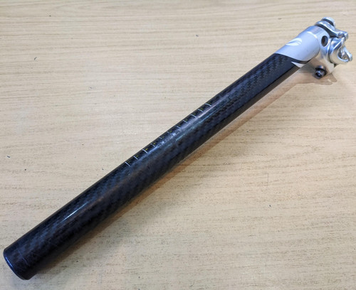 Giant carbon fibre bike - carbon,