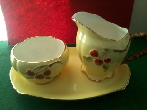 Royal winton cherry - royal, gilt
