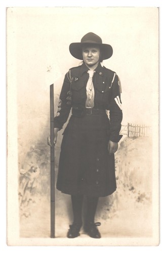 Rare wwi 1910s girl - rare,