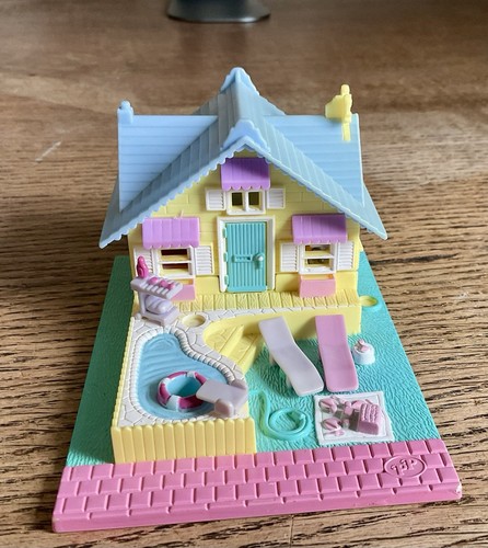 Polly pocket summer house set - summer,