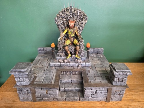 Throne skulls diorama for - of,