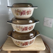 PYREX Harvest Spray Pattern Set of 3 Vintage Casserole Dishes With Lids retro
