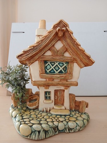 Pendelfin cobble cottage - , "cobble