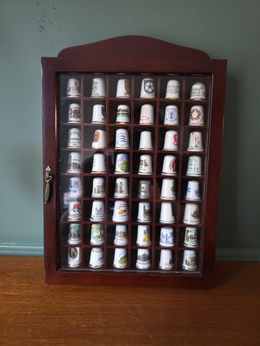 Vintage souvenir thimbles - 48,