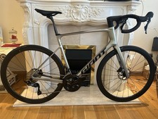Giant Defy Advanced 1 2025