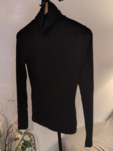 Used black turtle - used,