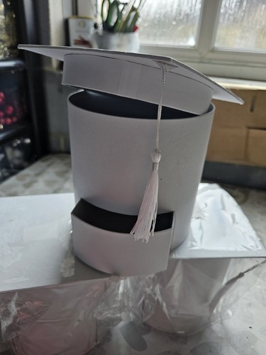 Flower hat box round - , round,