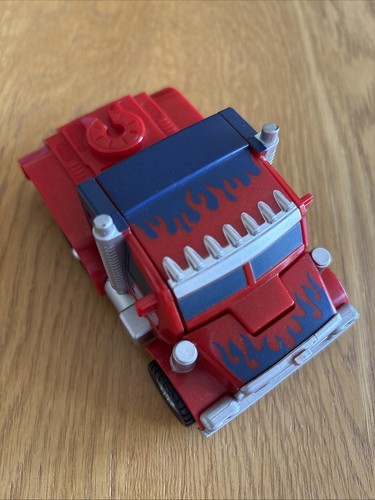 Hasbro transformers optimus - hasbro,