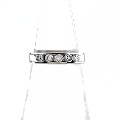 Melee diamond design ring - diamond,