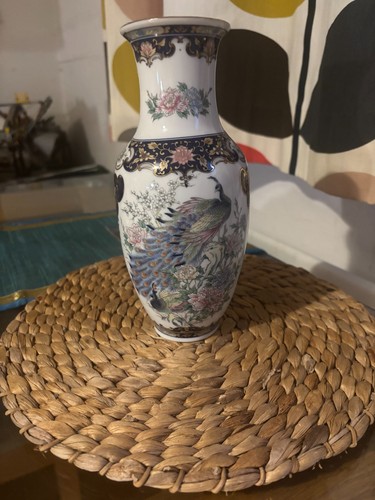 Japanese vase with peacocks - japanese,